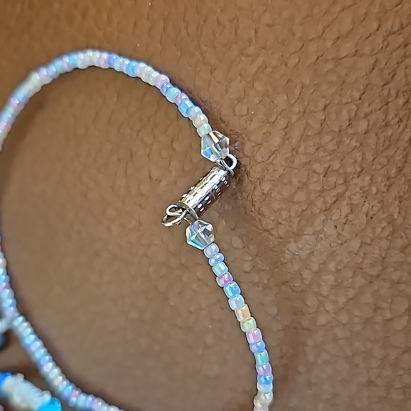 5/$25 Macrame Peace Sign Bracelet and Pastel Beaded Heart Charm Bracelet - Picture 5 of 6